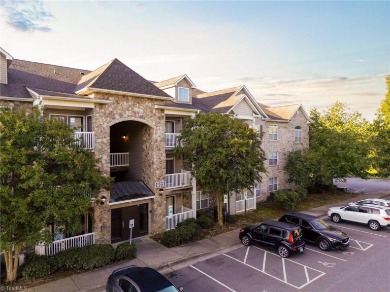 923 Windcastle Lane no 311 Winston Salem NC 27105