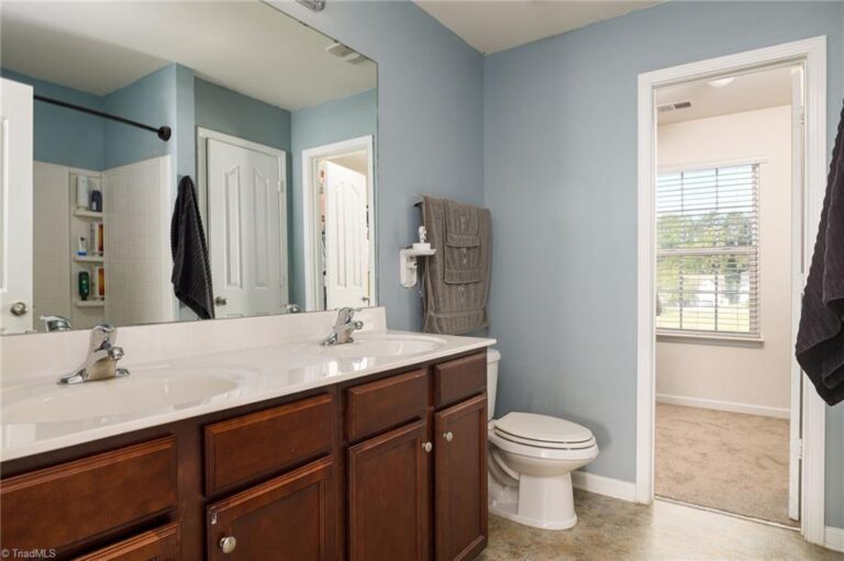 172 Larck Crest Lane Winston Salem NC 27107-8205