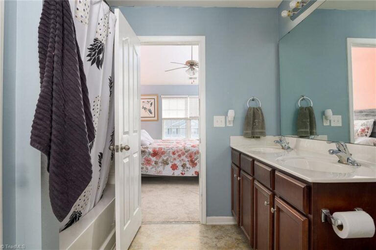 172 Larck Crest Lane Winston Salem NC 27107-8205