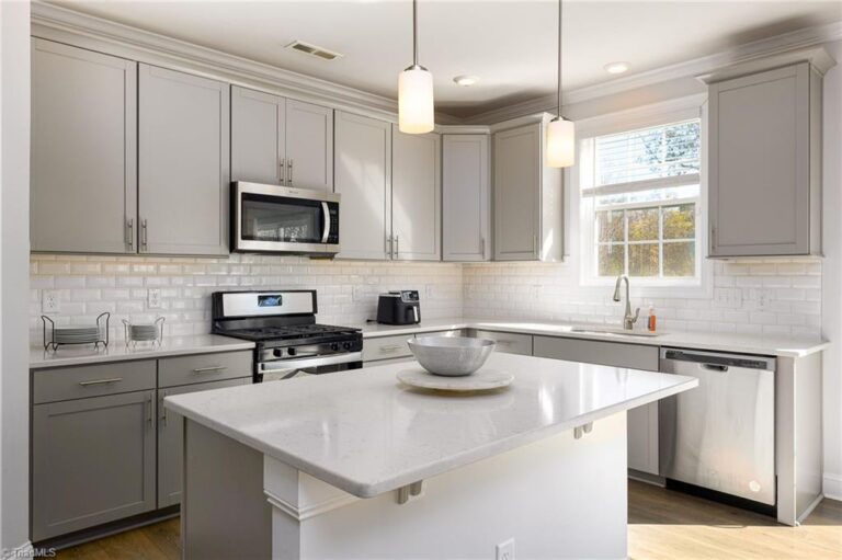 2138 Spring Wind Road Pfafftown NC 27040