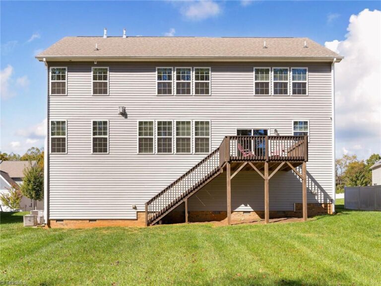 2138 Spring Wind Road Pfafftown NC 27040