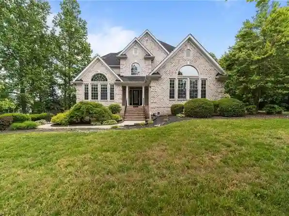 Homes and neighborhoods in Advance North Carolina