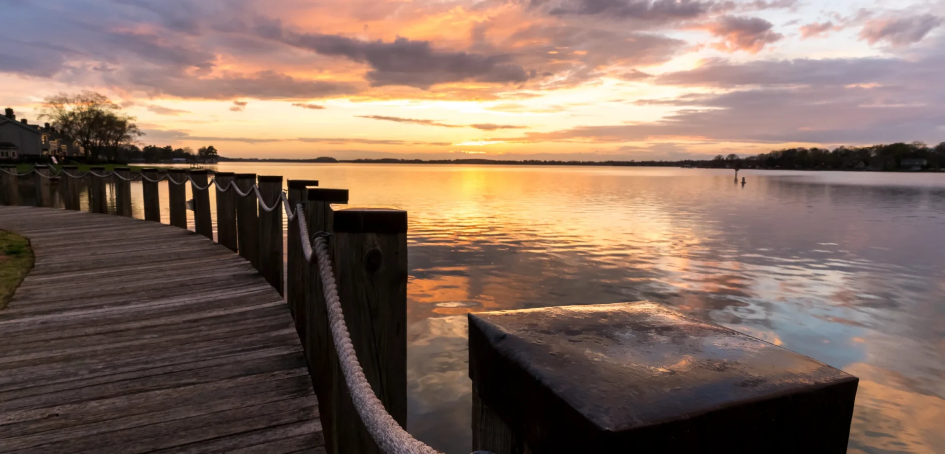 Lake Norman NC waterfront homes and lake lifestyle