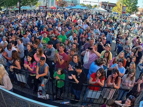 Crowd at the Lexington BBQ Festival
