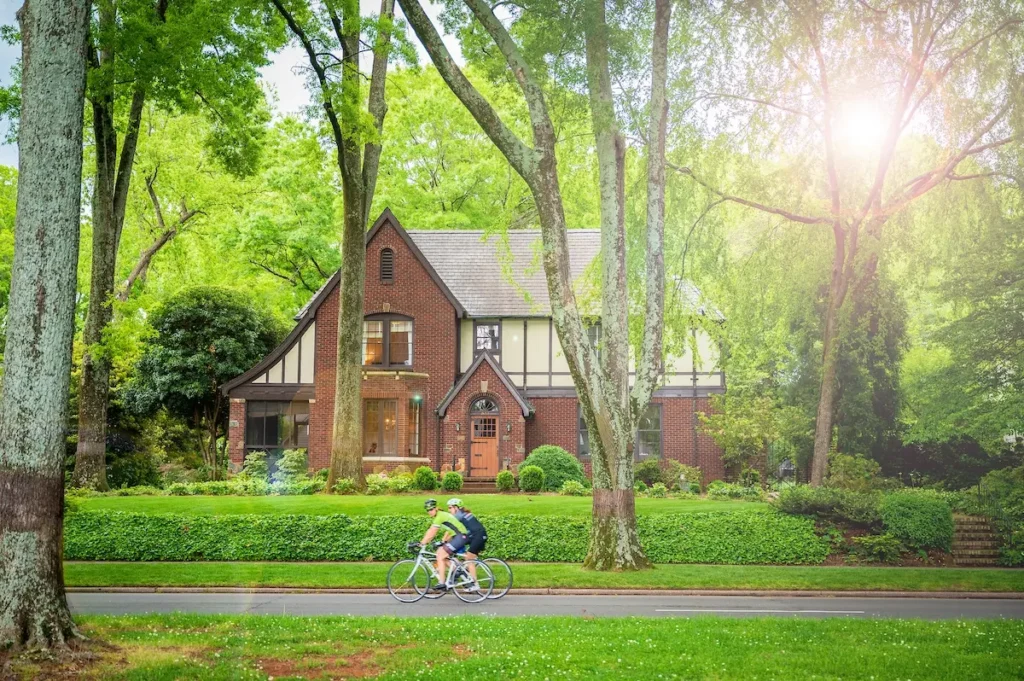 Myers Park Charlotte neighborhood homes in Mecklenburg County NC
