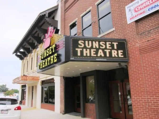 Sunset Theatre in Asheboro North Carolina