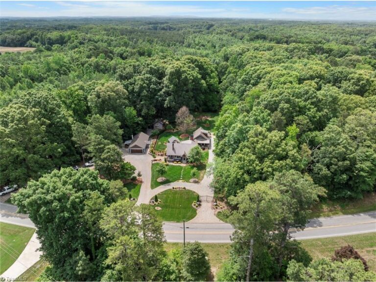 3537 nc highway 150 Lexington – photo 2
