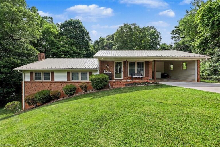 352 William Lane Lexington – photo 2