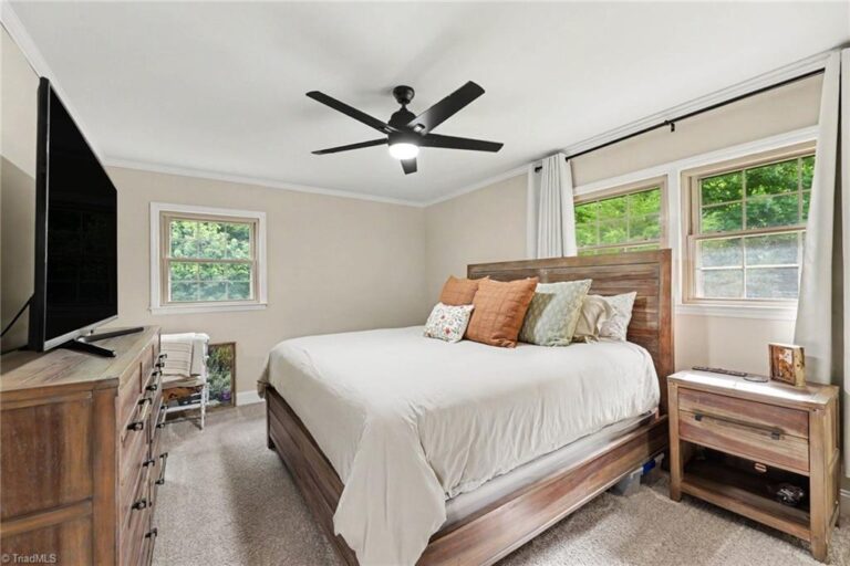 352 William Lane Lexington – photo 12