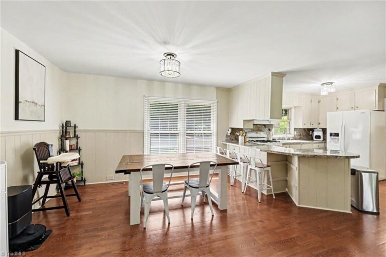 352 William Lane Lexington – photo 7