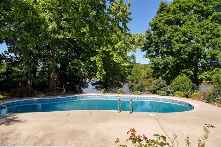 540 Waters Road Salisbury – photo 5