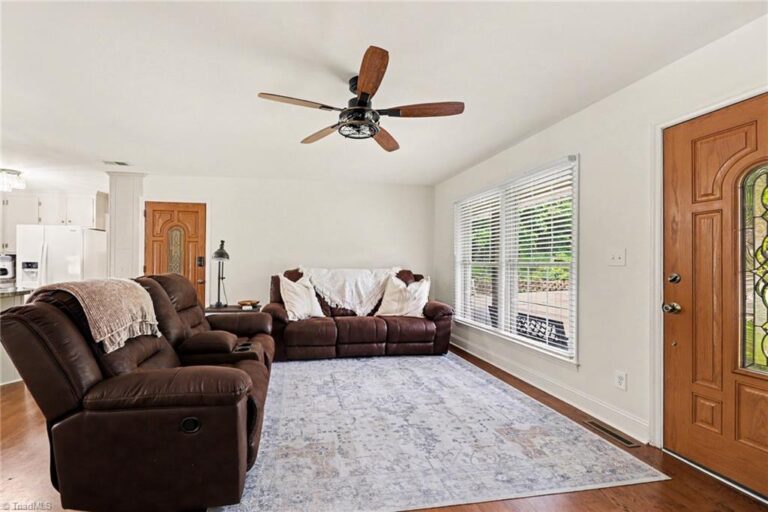 352 William Lane Lexington – photo 5