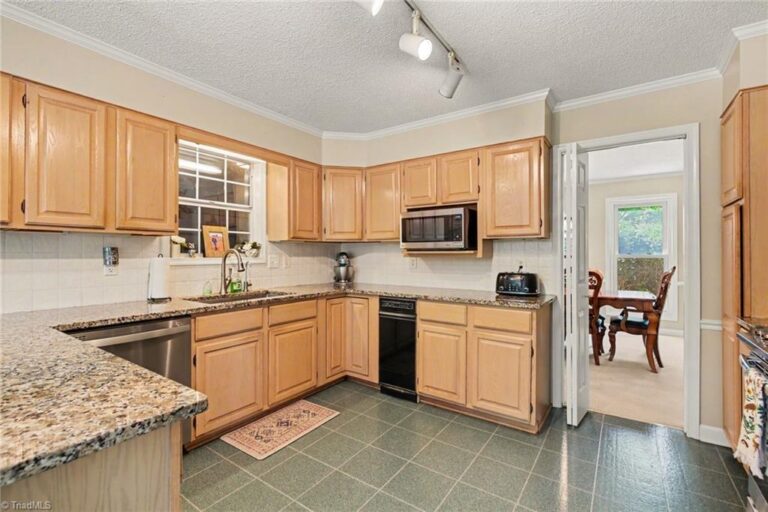 8805 Willowmede Drive Lewisville – photo 10