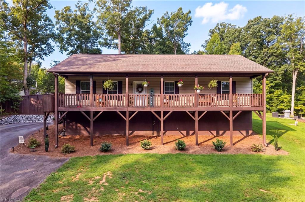133 Lake Drive 9 Lexington – photo 1
