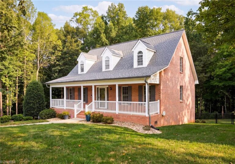 182 Crowfoot Court Lexington – photo 2