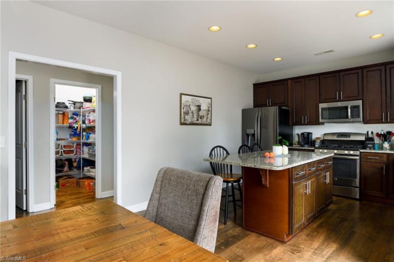 147 Rolling Meadow Lane Clemmons – photo 12