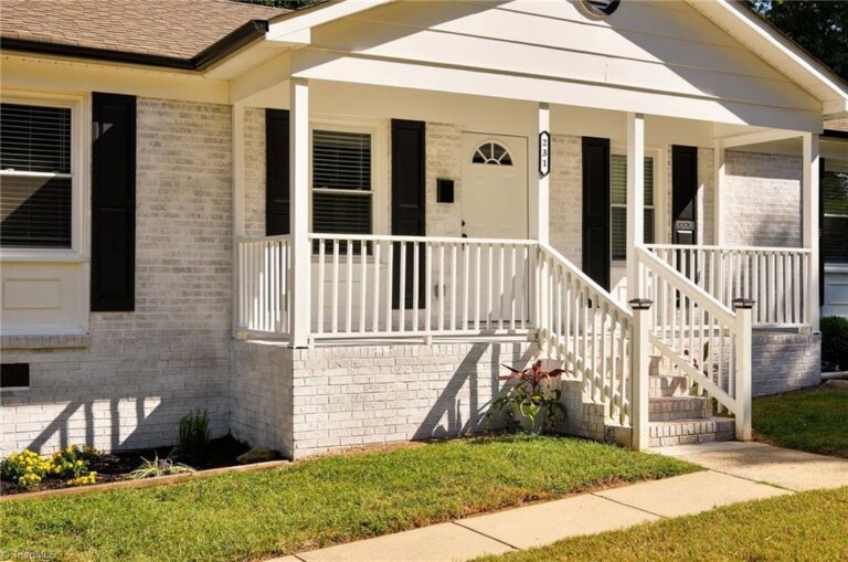 231 Pine Tree Road Winston-Salem – photo 3
