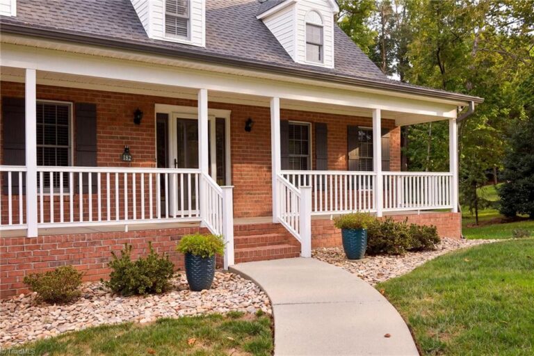 182 Crowfoot Court Lexington – photo 3