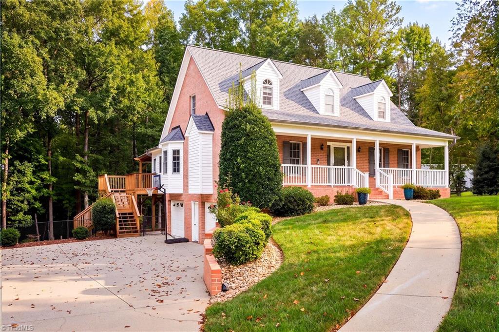 182 Crowfoot Court Lexington – photo 1
