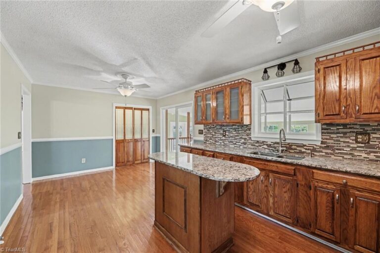 1362 US Highway 311 Walnut Cove – photo 12