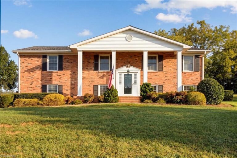 1435 Peace Haven Road Clemmons – photo 1