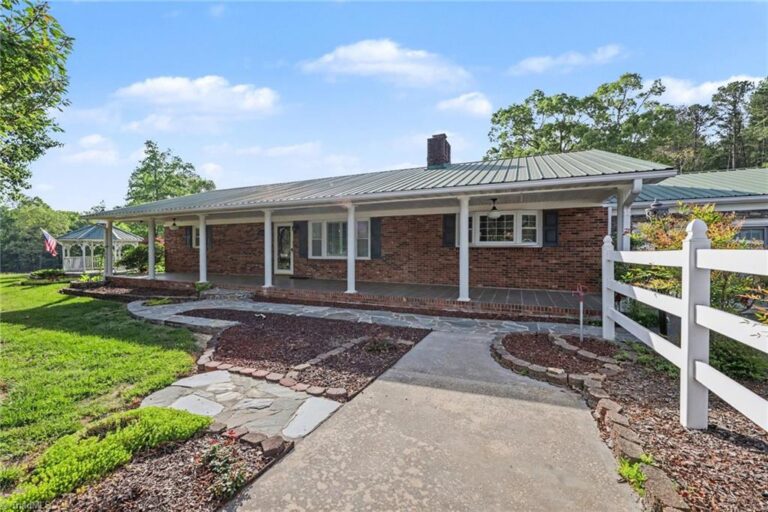 1362 US Highway 311 Walnut Cove – photo 4