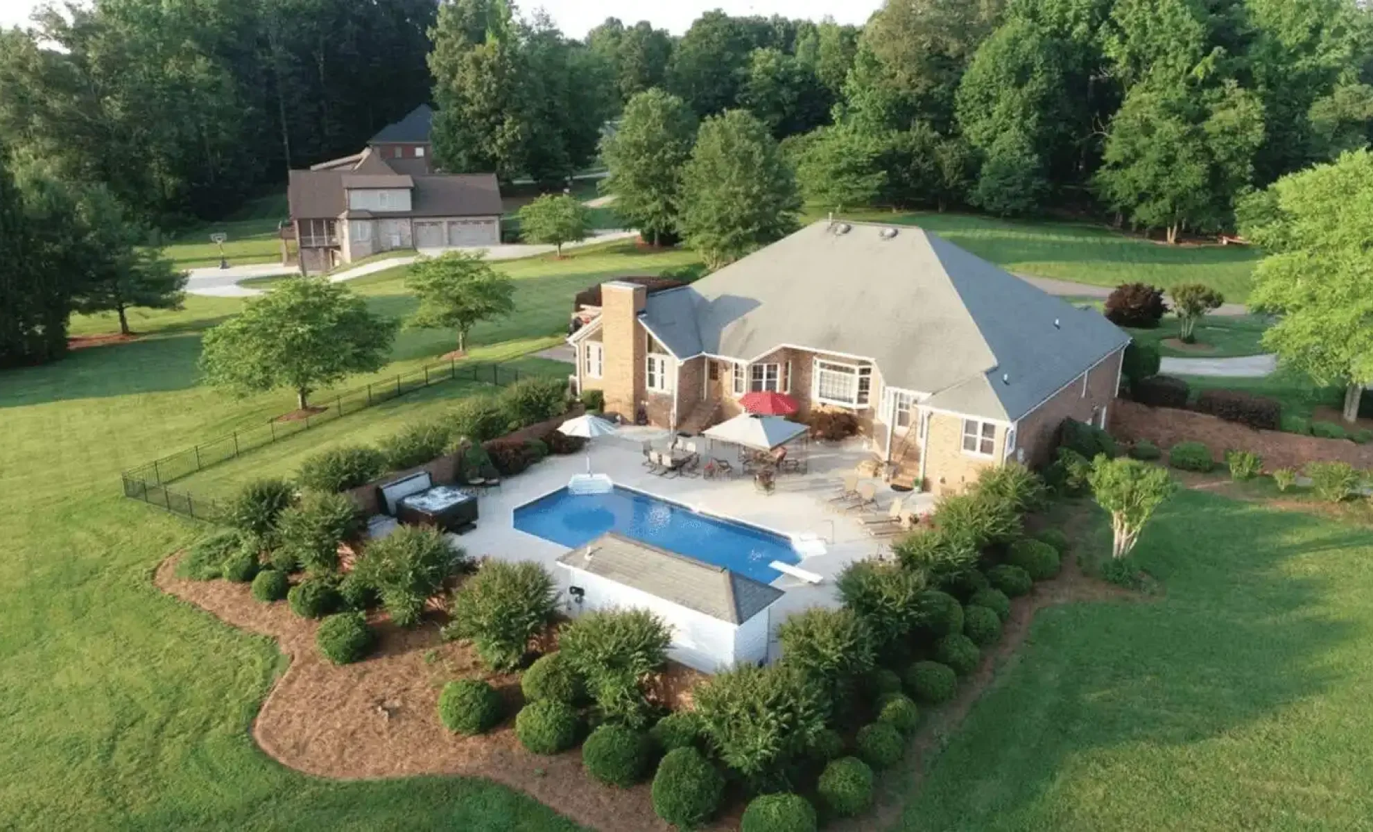 featured-listings resized webp